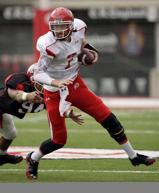 Utah Utes QB Travis Wilson (7) scrambles during a scrimmage in Salt Lake City Saturday, April 14, 2012. (Jeffrey D. Allred, Deseret News)