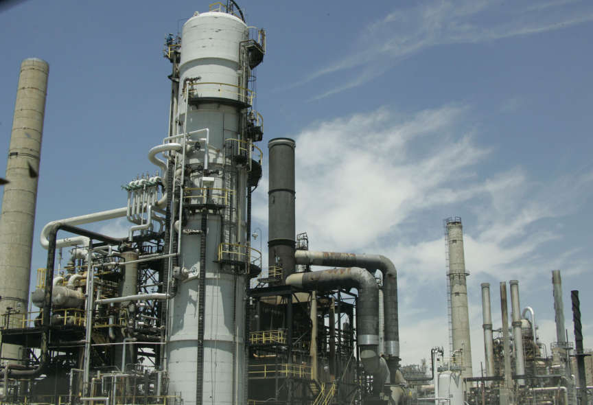 Critics raise health concerns over proposed refinery expansion 