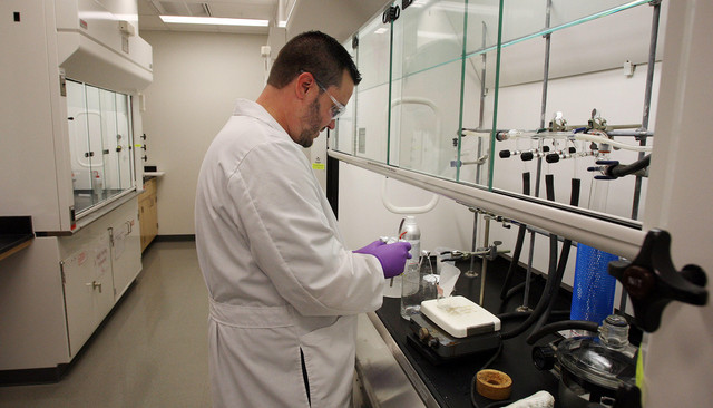 New biotech building dedicated at U.