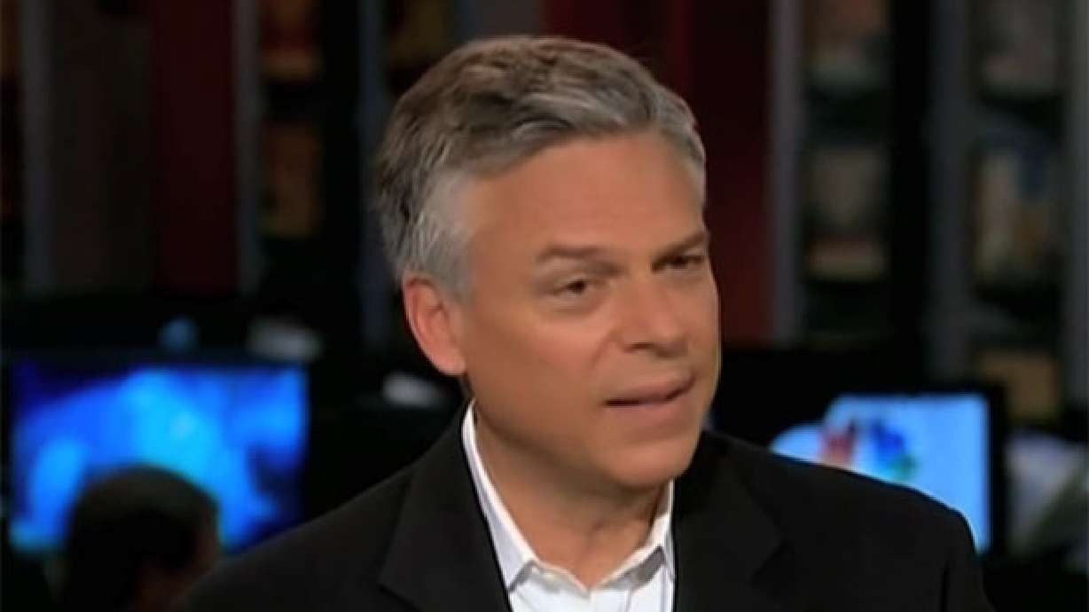 Huntsman leaves door open to presidential run, praises Hillary Clinton
