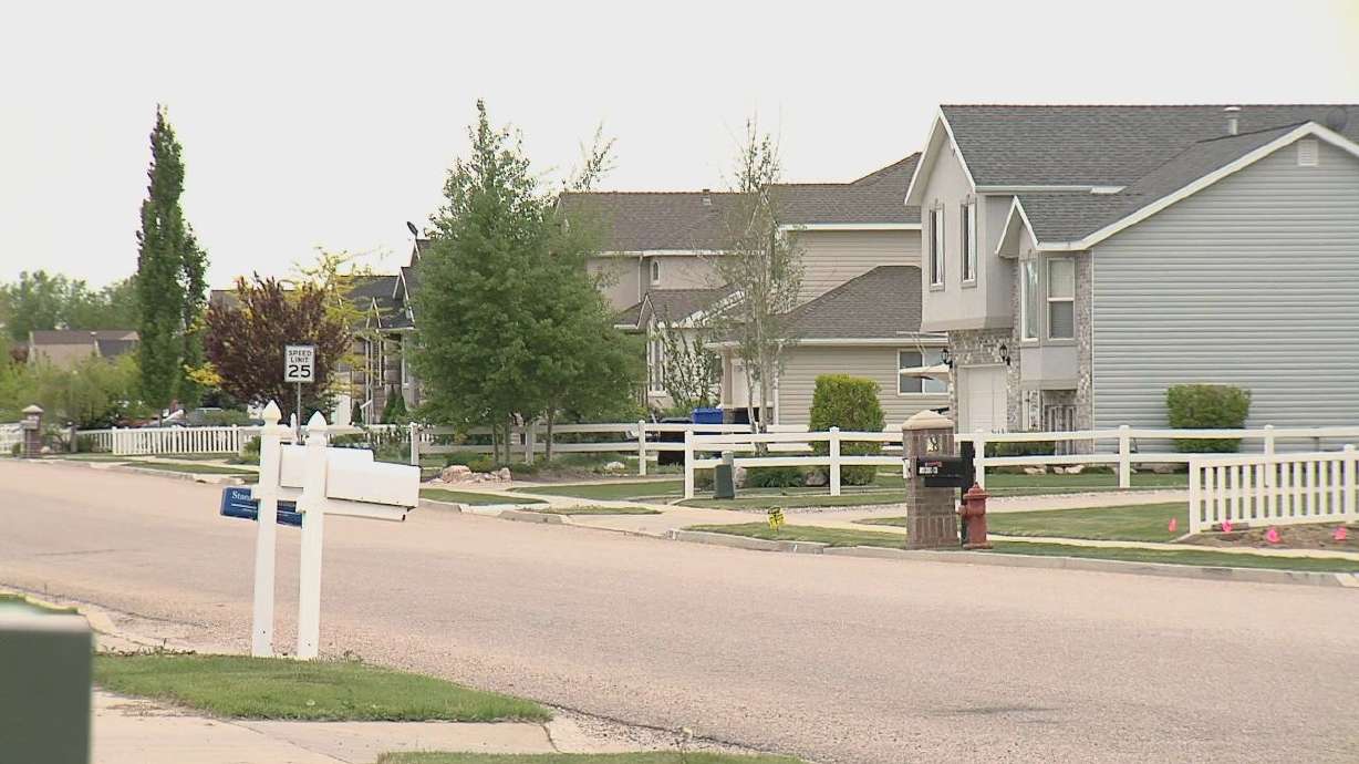 String of car burglaries linked to ID-theft ring