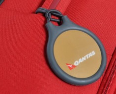 Airline Introduces Electronic Tags To Prevent Lost Luggage