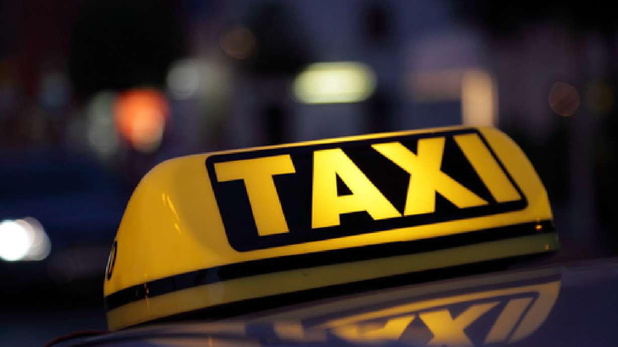 Taxi lawsuit can move forward, judge rules