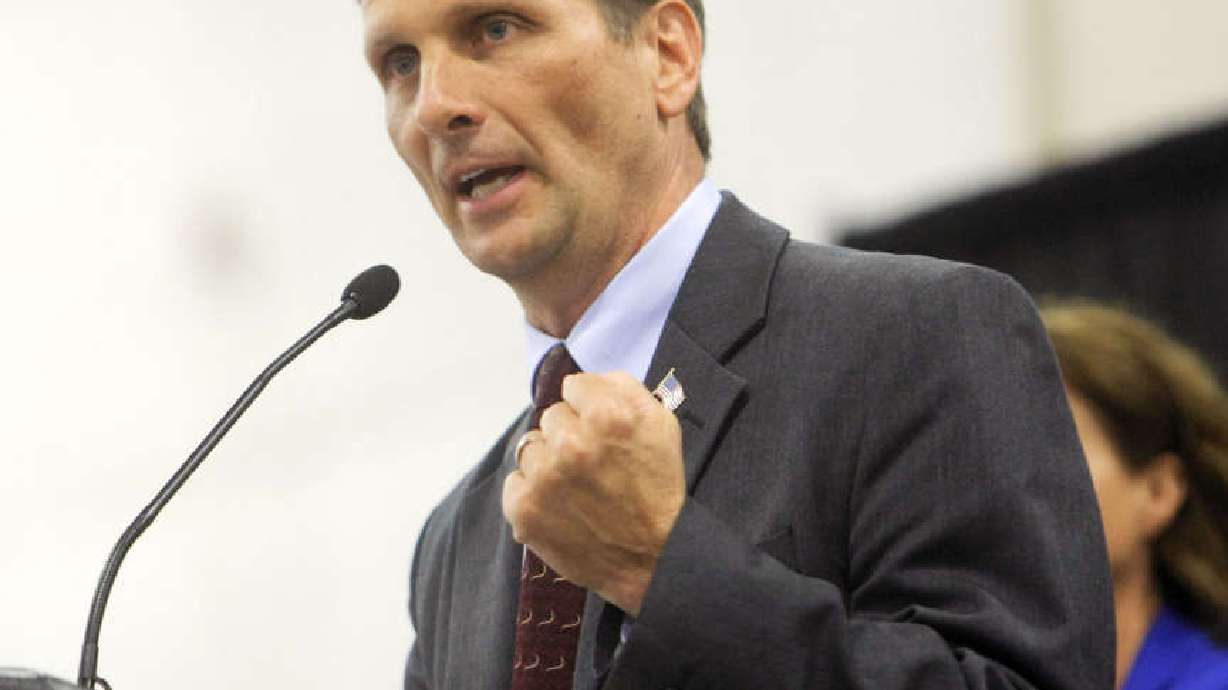 Mike Lee endorses Chris Stewart for Congressional seat