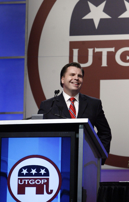 Liljenquist pushes Romney ties and 'zombie attack' infects Congress