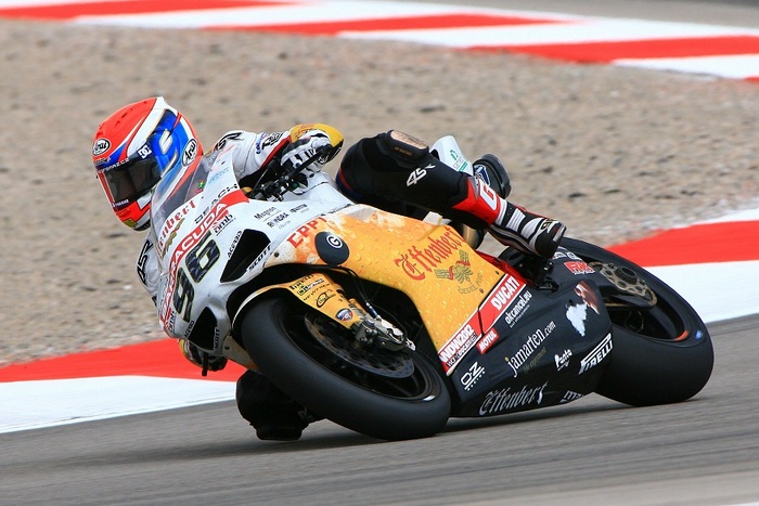 Smrz Fastest in World Superbike Qualifying Practice