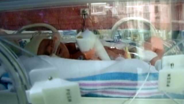 'Mommy' sounds stimulate preemie development