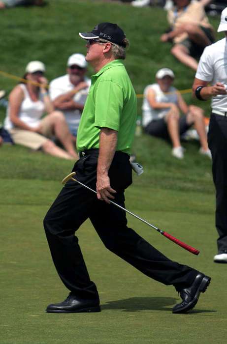Johnny Miller reacts after missing a putt.
(Michael Brandy/Deseret News)