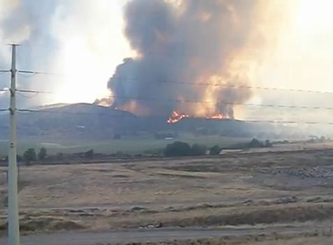 66 homes lost, 700 threatened in fire near Pocatello