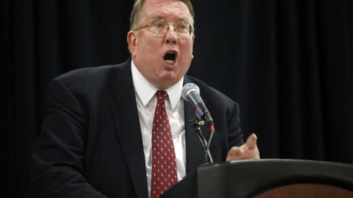 Merrill Cook wants change in petition signature deadlines