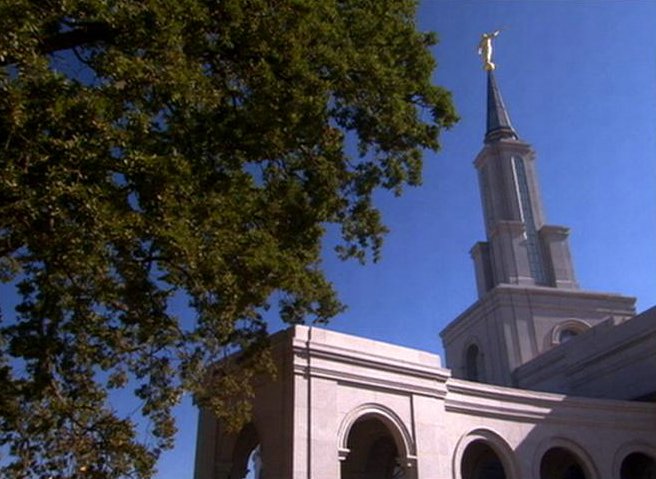 Pres. Hinckley to Dedicate Sacramento Temple This Weekend