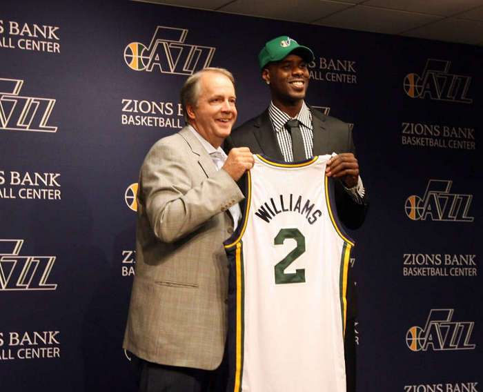 Marvin Williams of the Utah Jazz, who was
recently traded from the Atlanta Hawks, is
presented to the media by president Randy
Rigby. (Brian Nicholson, Deseret News)