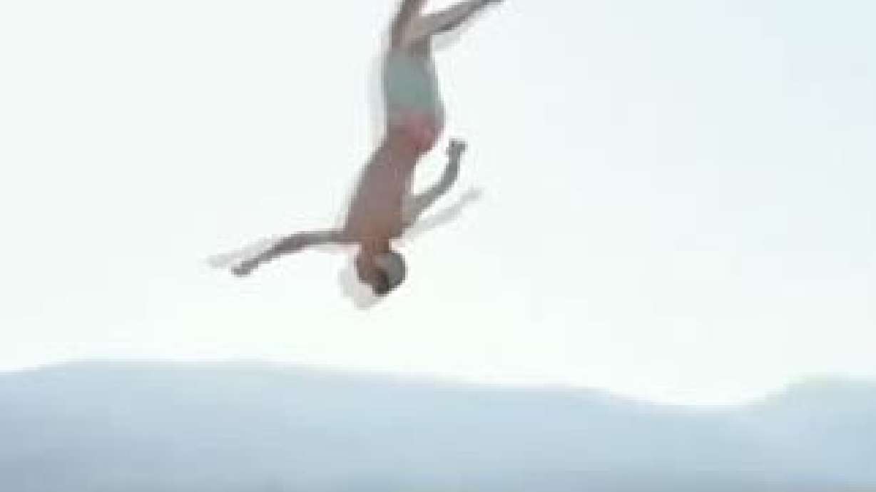 'Trampapalooza' jumpers soar in Weber County