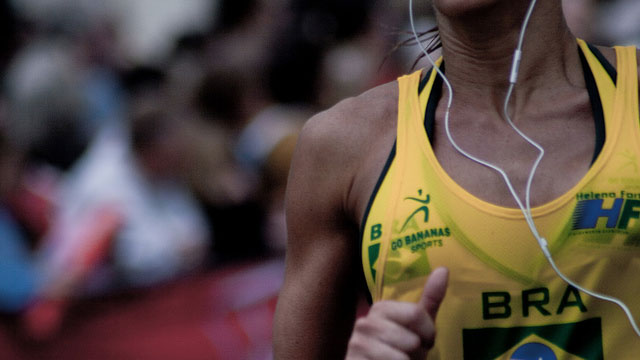 Find The Right BPM for Your Perfect Running Playlist with This Chart [Exercise]