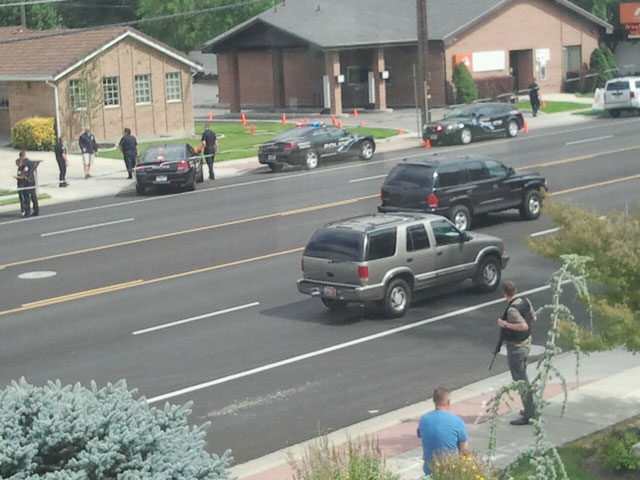 Dyed man on the run following credit union robbery