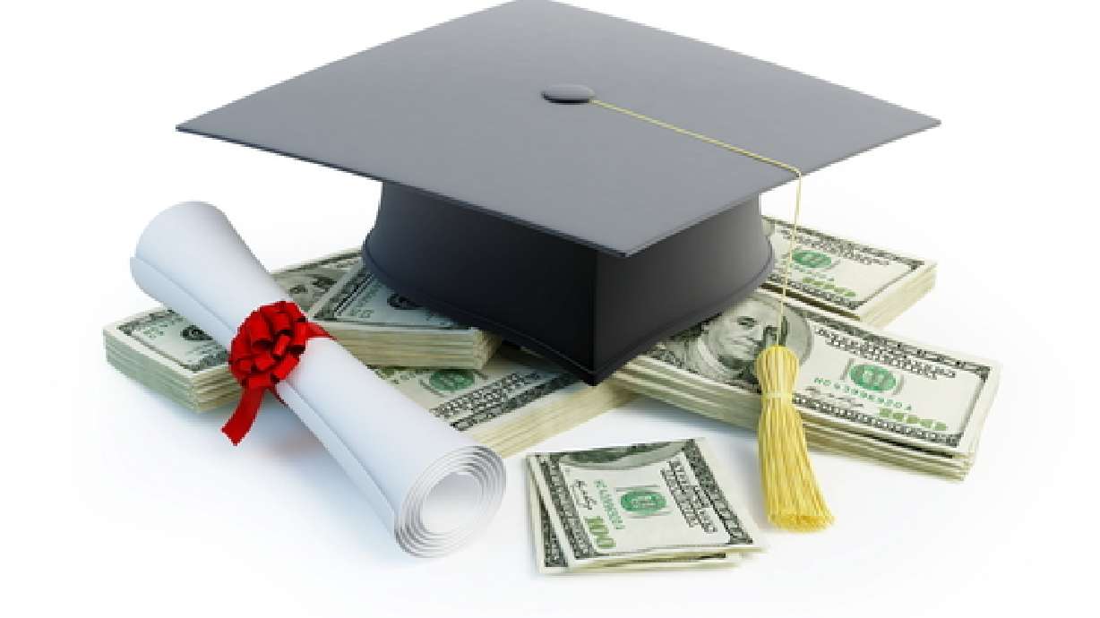 Students consider salary trends when choosing major