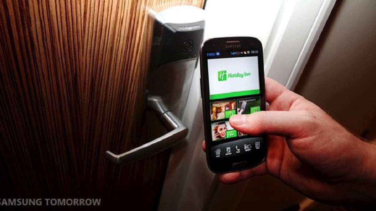 Samsung Galaxy S III replaces check-in, keycard, TV remote and AC control in Olympic hotel
