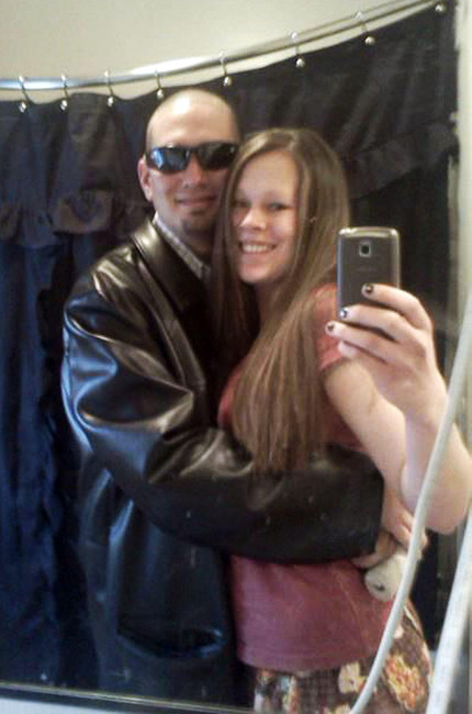 Ryan Robinson and Shantelle Reid pose for a 
photo posted on Facebook. Police say Robinson 
shot and killed Reid Monday, April 9, 2012, 
following a fight at a home in Murray.