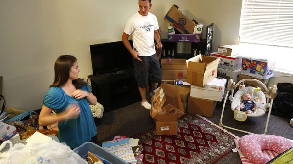 Living with parents gives 'boomerang generation' stability in poor economy