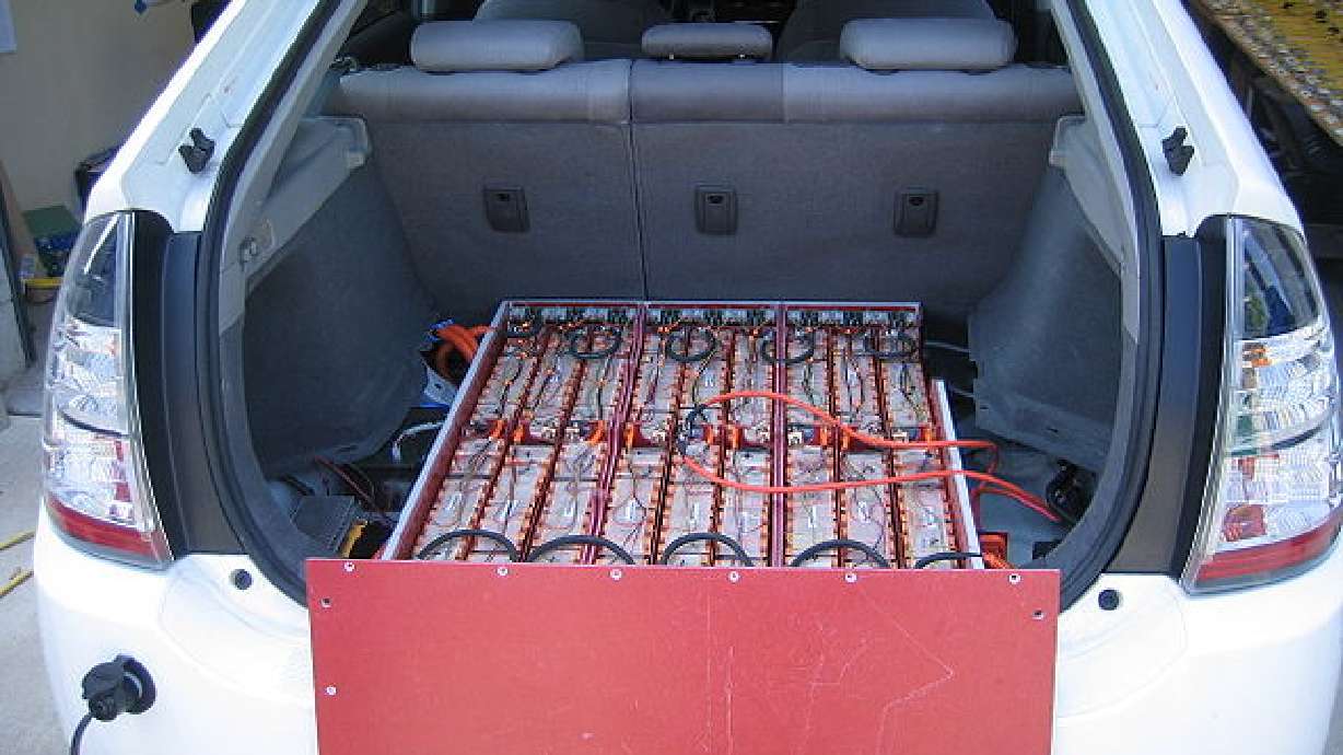 USU gets $3M to develop electric car batteries