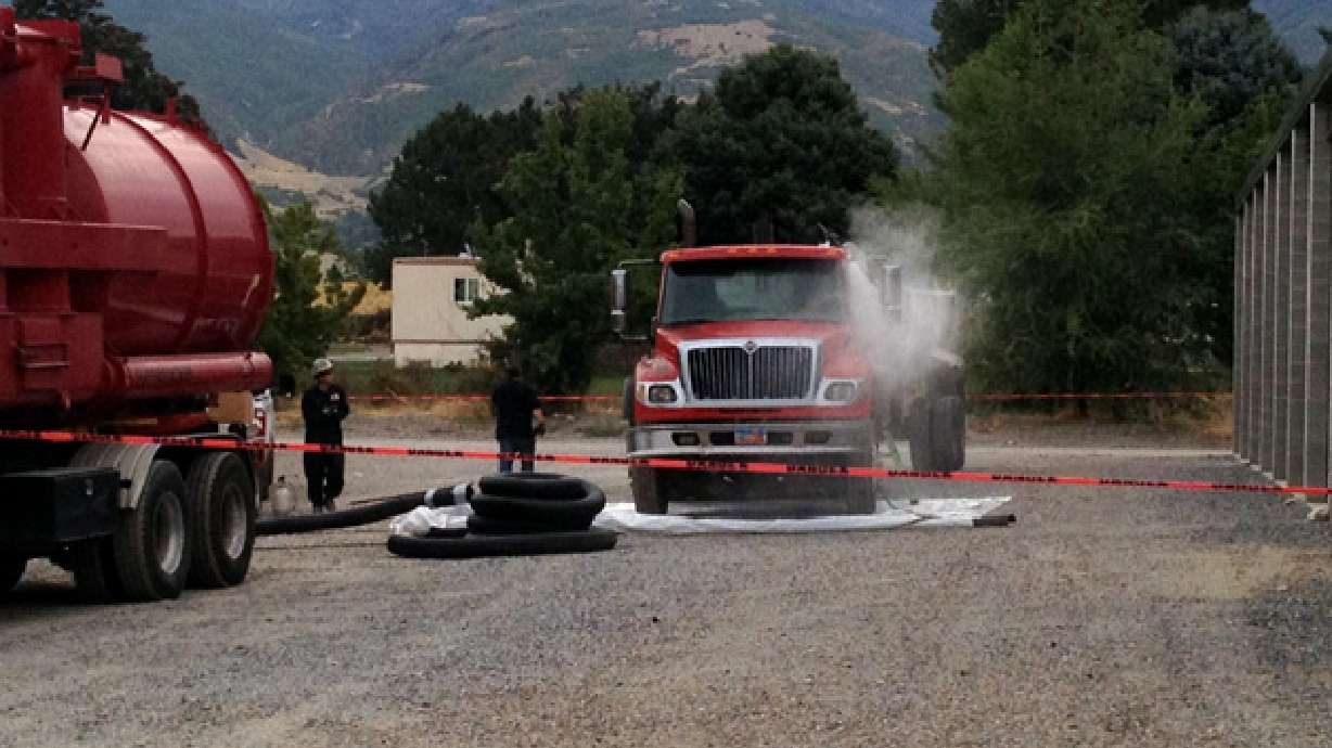 Oil cleanup continues; water samples are clear