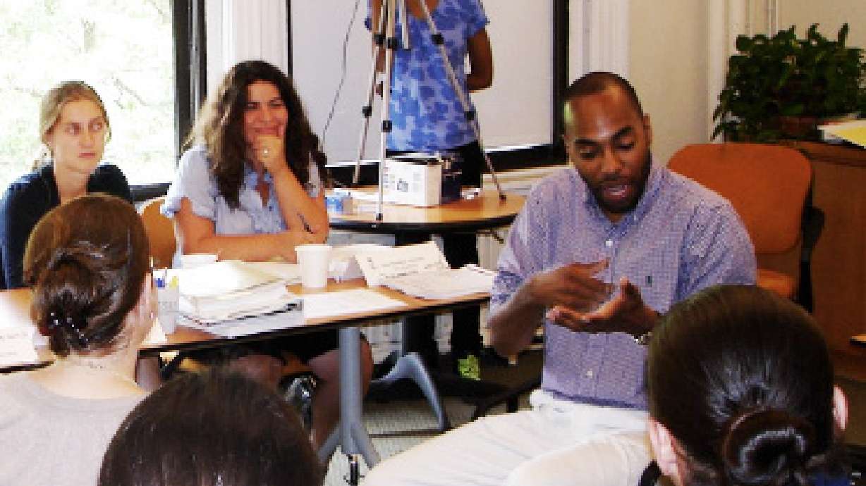 Hip-hop inspires students in science, expert says