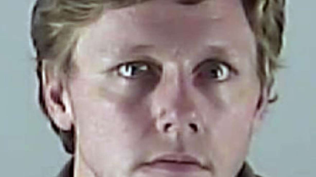 Trial ordered for man accused of soliciting nude photos from teen