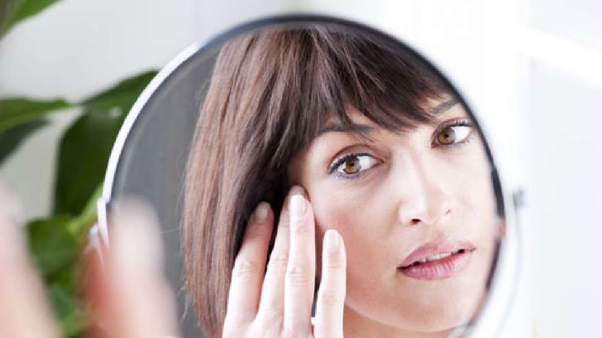 Surviving the world of airbrushed images and perceived perfect parents