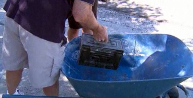 Millions in gold found hidden in home of deceased hermit