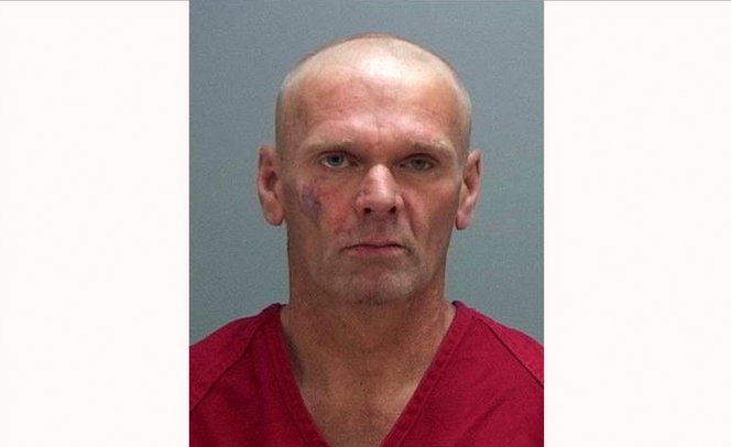 Man with knife at FBI building chose hostage at random, police say