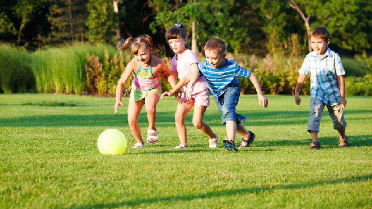 'America's worst mom' charges to let children play unsupervised