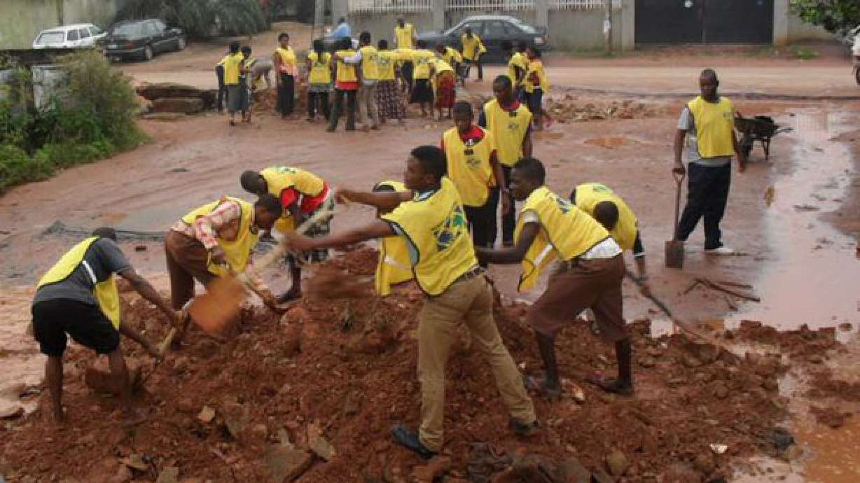 Mormon volunteers help US hurricane victims, communities in Africa