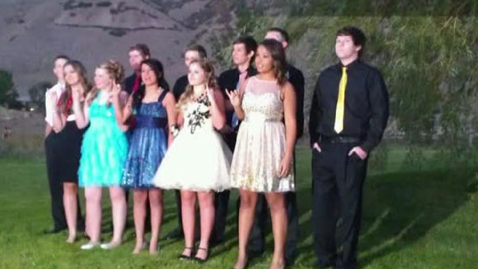 what is the dress code for homecoming dance Homecoming Fashion Guidebook The Chariot