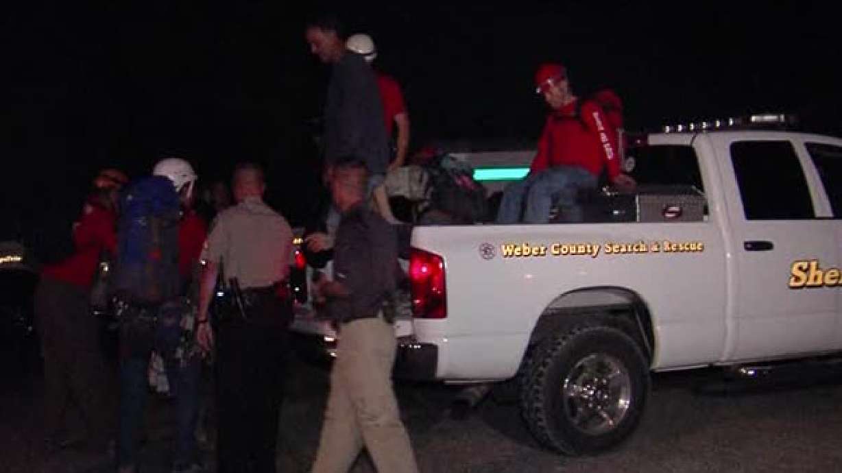 Crews rescue 21-year-old lost on Ogden mountain