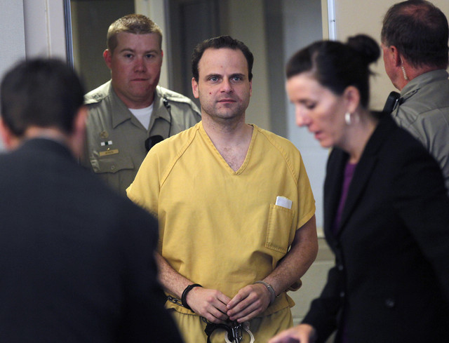 Judge refuses to lower Greg Peterson's bail 