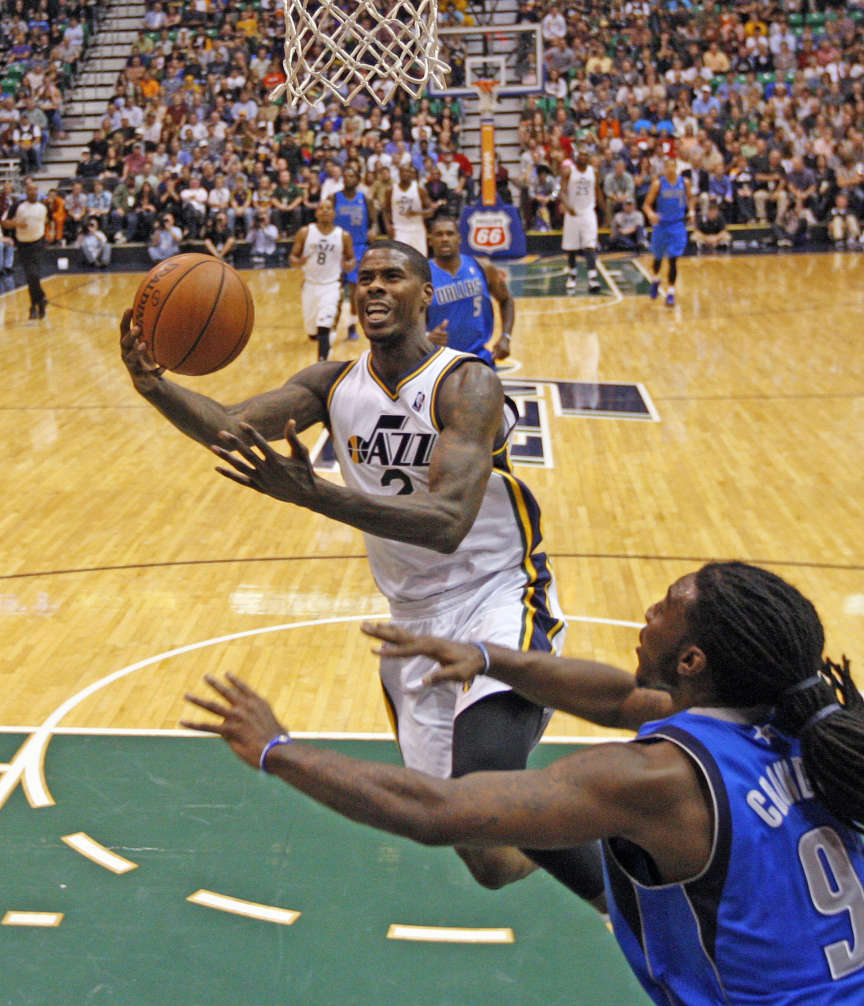 Jazz's Marvin Williams drives on Mavs Jae Crowder as the Utah Jazz defeat the Dallas Mavericks 113-94 (Tom Smart, Deseret News)