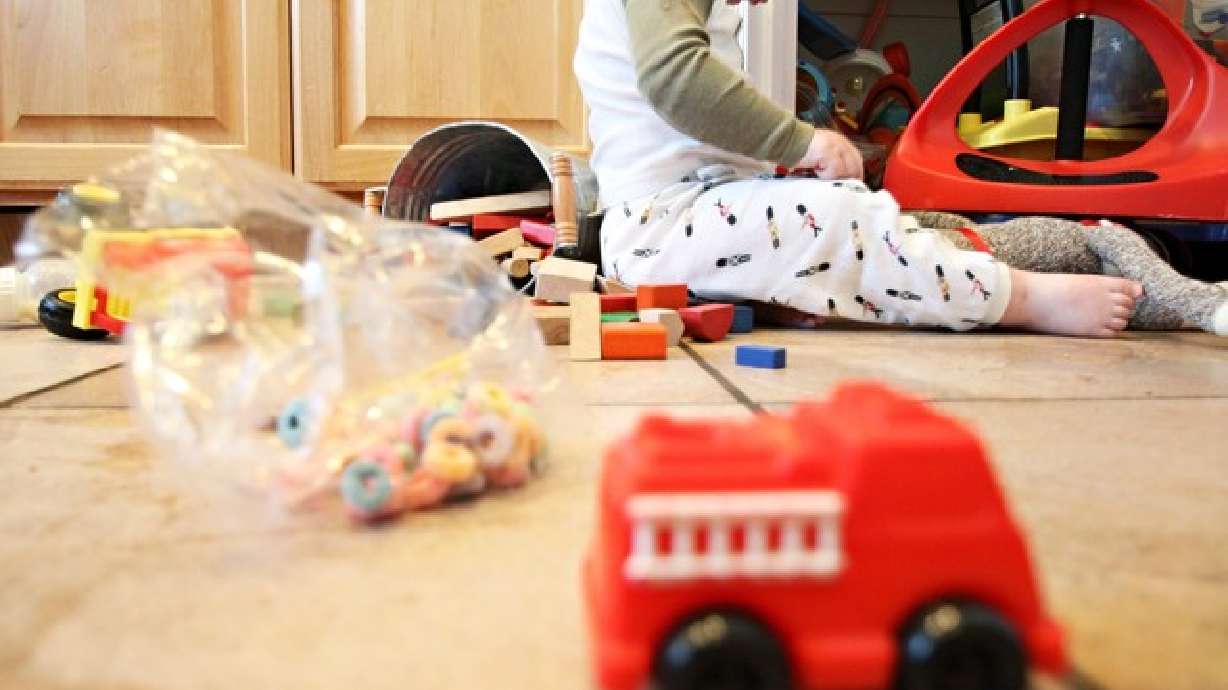 The science behind a cluttered home