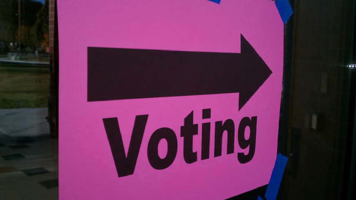 Study shows decline of white Christian voter; F. Graham surprised by 'cult' reference