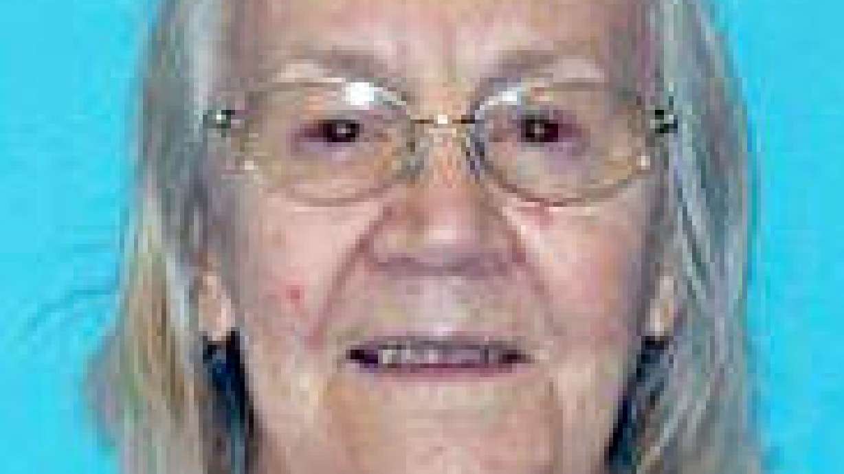 Parole hearing set for elderly woman who killed husband
