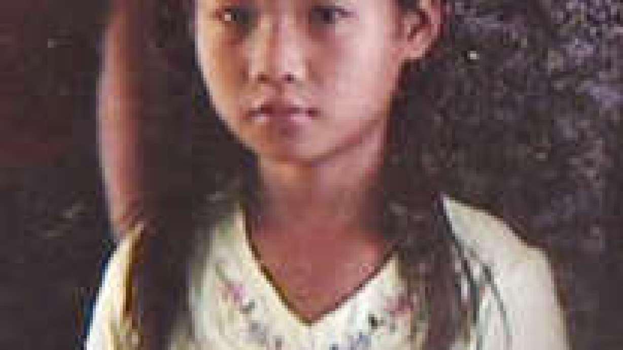 Murder suspect visited family on day of girl's slaying, witnesses testify