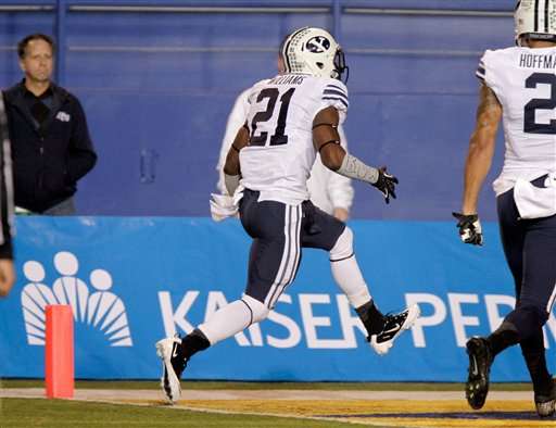 BYU running back, Jamaal Williams, scores during the BYU SJSU game 11/17/2012