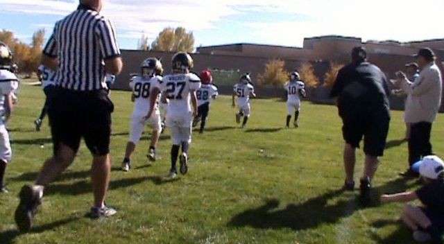 Orem boy with autism inspires others with touchdown run