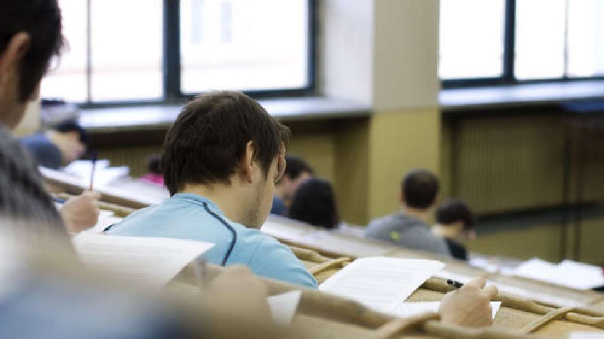 Up to 18% of incoming students never attend, colleges say