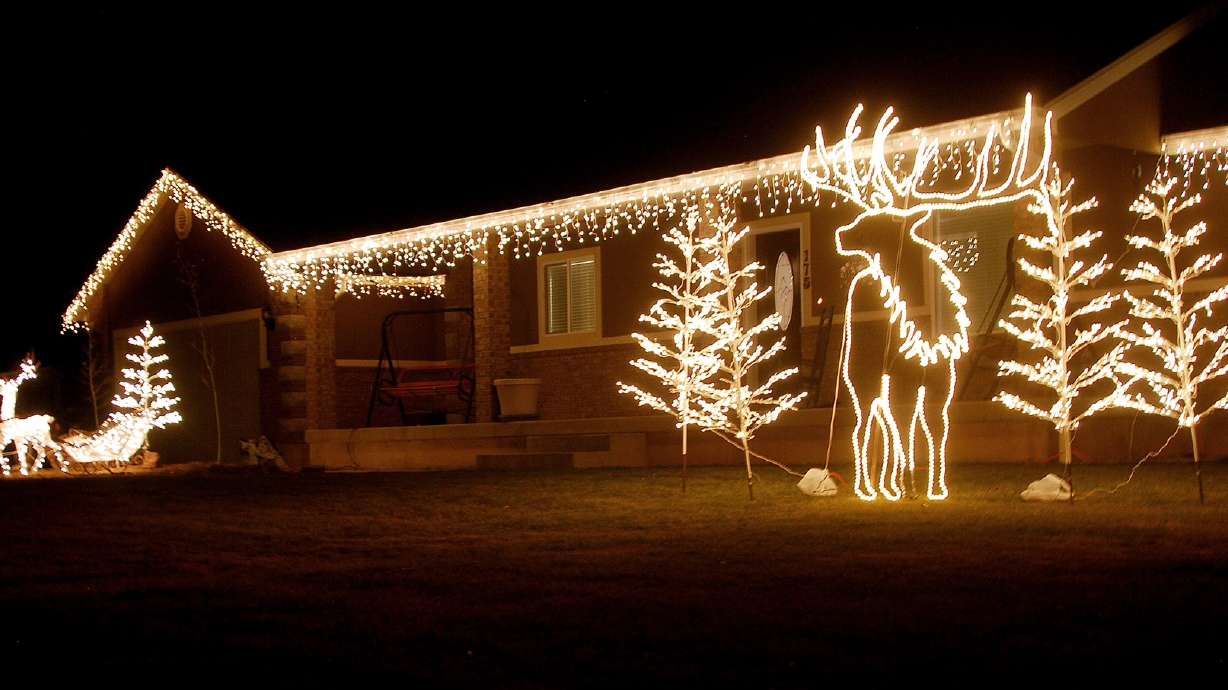 Massive wrought iron lawn ornament stolen from rural yard