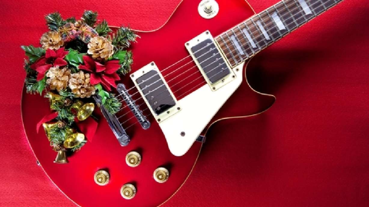 Turn it off! — Plague-worthy holiday music to avoid