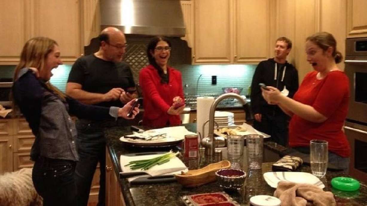 Zuckerberg family photo leaked because of confusing Facebook settings