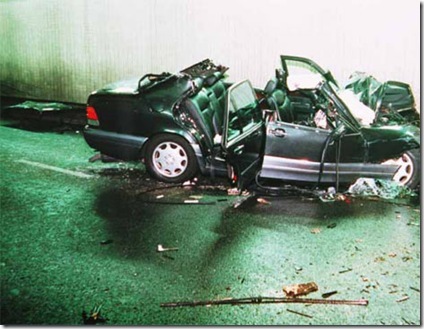 Photo from the accident that killed Princess Diana