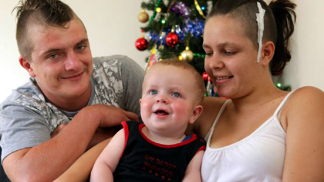 Mom donates surgery money to neighbor with cancer