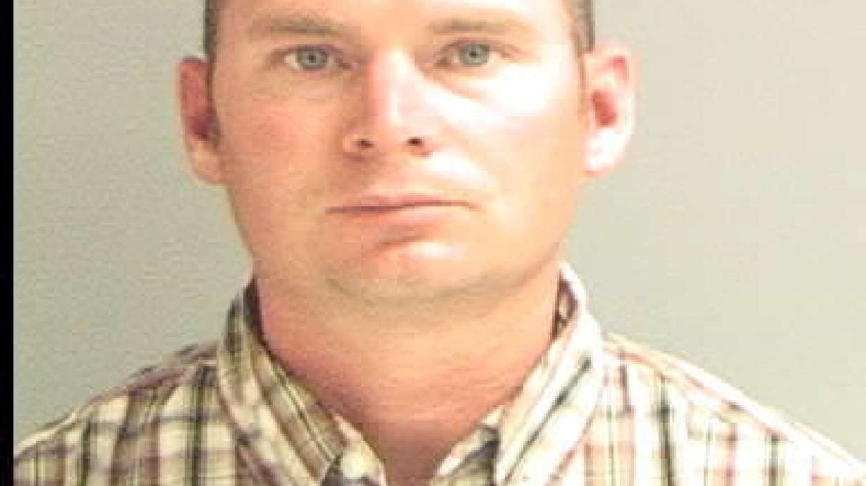 Ex-detective charged for accessing drug database to steal painkillers