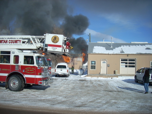 Vernal fire leads to brief evacuations, highway closure